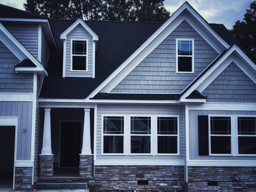 Choosing the Right Windows and Siding for Your Home